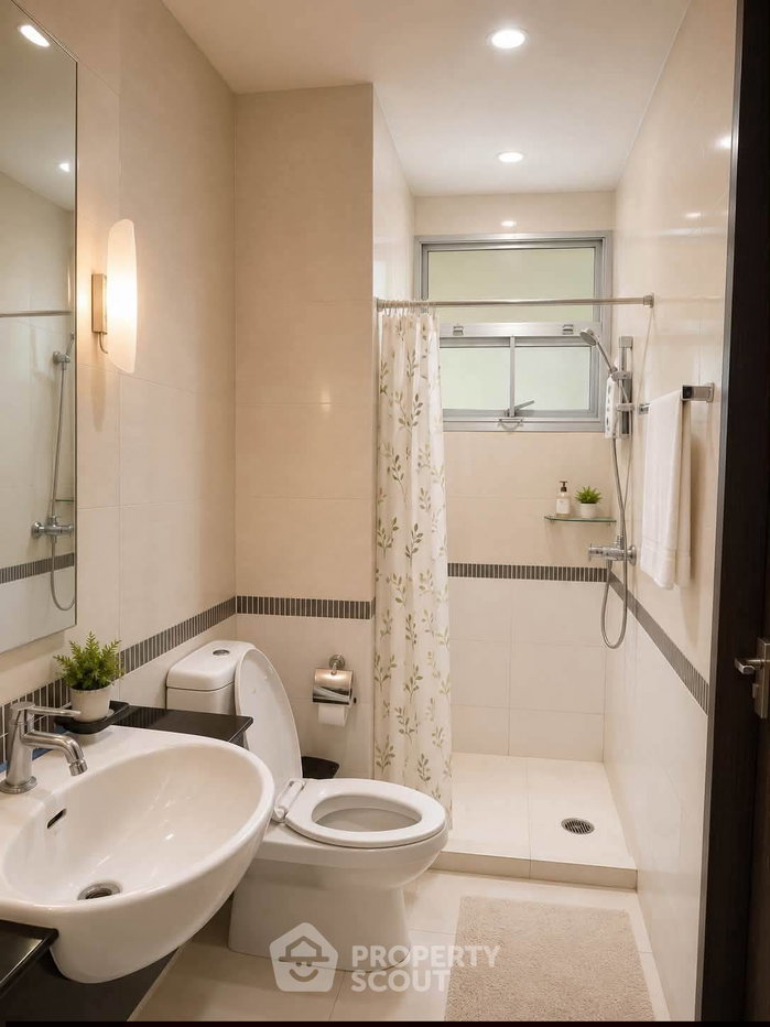 picture 2-BR 80 Sqm At Well-Priced Baan Klang Krung Siam-Pathumwan Near BTS Ratchathewi (ID 3110747) - 8/8