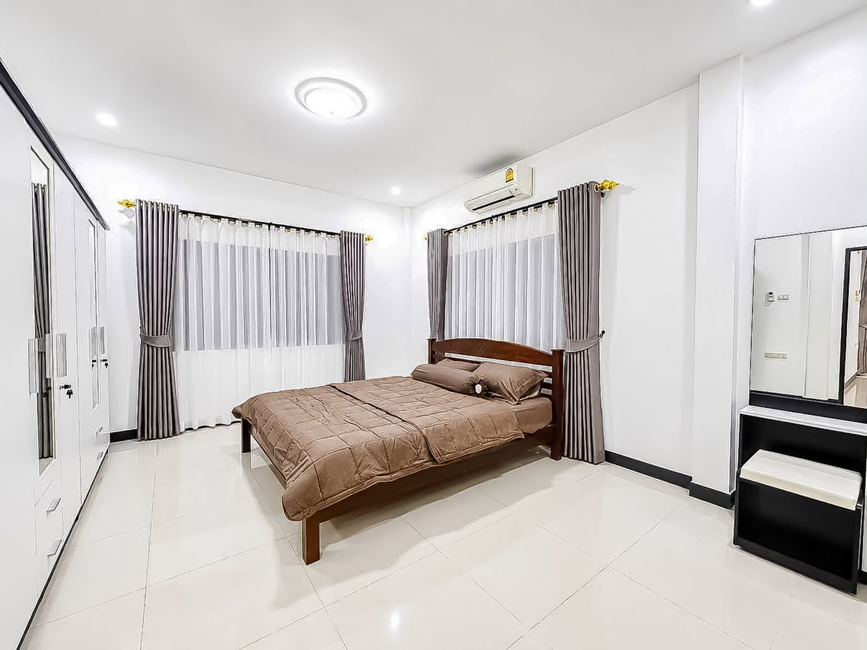 รูป Luxury House for Rent Noen Plub Wan East Pattaya 3 Bedroom - รูปที่ 4/13