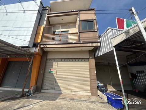อาคารพาณิชย์ 134.6 ตร.วา ม่วงสามสิบ อุบลราชธานี 4.9M