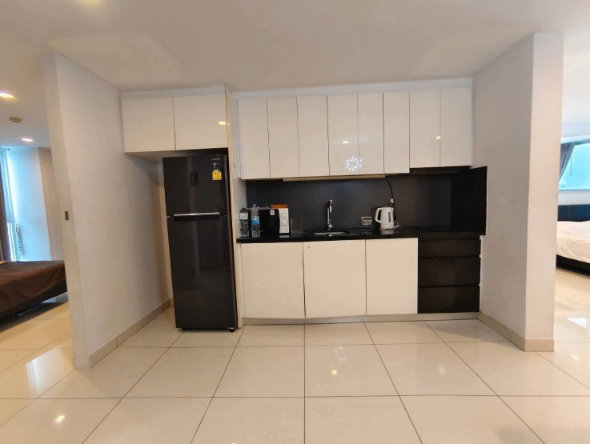 picture 🔥 Condo for Sale – Park Royal 3 | Spacious Unit | Only 400 m from the Beach - 6/9