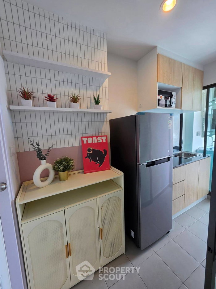 picture High-Floor 1-BR 26 Sqm At Regent Home Wutthakat, 300m to BTS Wutthakat (ID 3108310) - 7/8