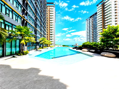 ขายคอนโด : ​🛋️The Strand Indeed ไม่ต้องงบเยอะก็แต่งห้องสวยได้! แถมฟรีเฟอร์นิเจอร์ครบเซต ยกกระเป๋าเสื้อผ้ามาใบเดียวจบ เริ่ม 1.29 ลบ* แอดไลน์ @whitesand