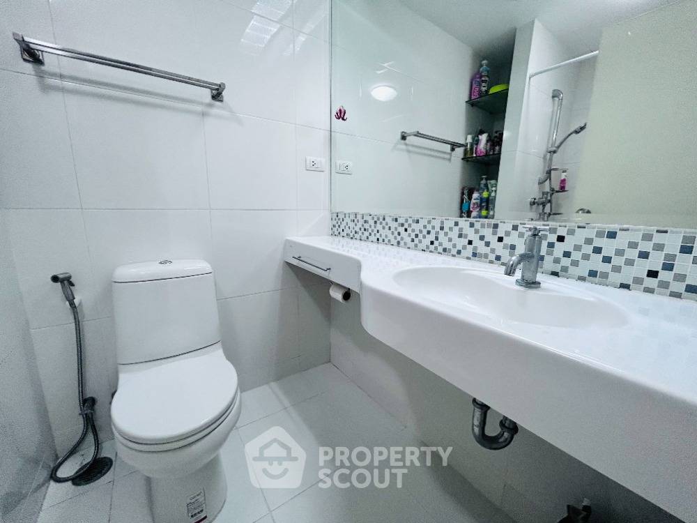 picture 17th-Floor 1-BR At Centric Scene Ratchavipha Near MRT Wong Sawang (ID 1296679) - 7/12