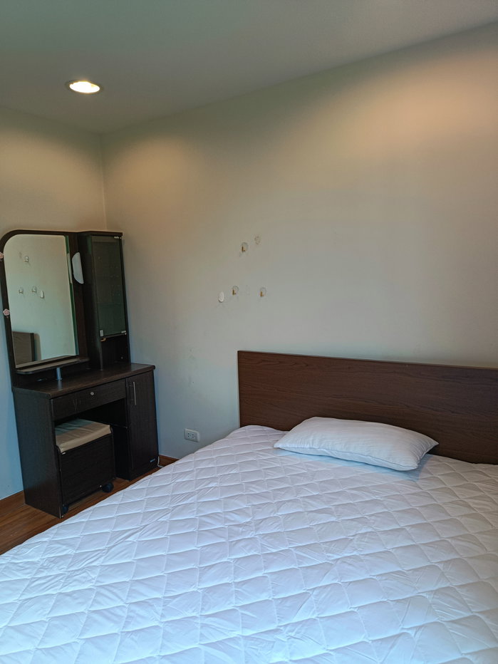 picture Room for rent @ Zenith42, 2 Beds, 50 sq.m. - 11/11