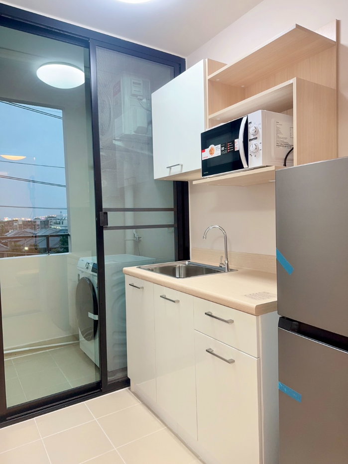 picture Plum condo Paholyothin89 for rent. - 10/14