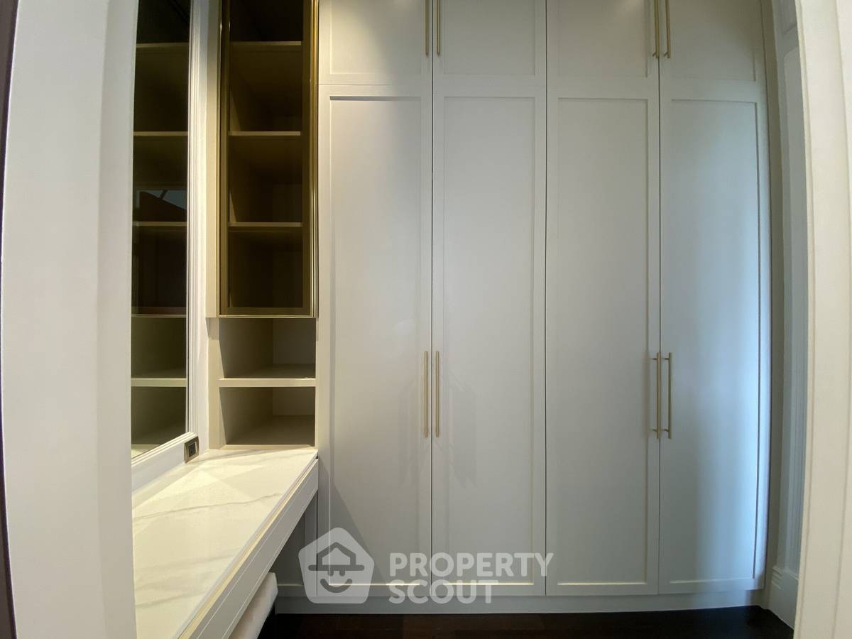 picture 2-BR Condo 98 Wireless, 131 Sqm, 200m to BTS Phloen Chit (ID 3072315) - 17/37