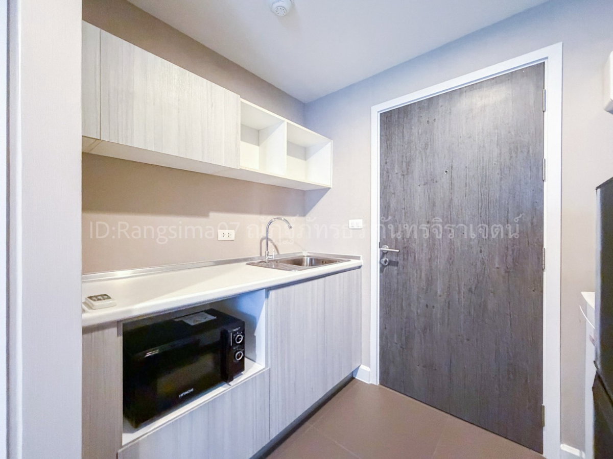 picture Condo for rent: Metro Luxe Riverfront, complete with electrical appliances, , condo next to the Chao Phraya River. - 9/14