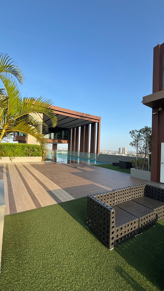 picture For rent * The Gallery Bearing NearBTS 1bedroom with balcony and garden view - 18/20