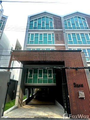 Houses for rent Bangna Commercial College : HOF Sukhumvit 101/1 6598078