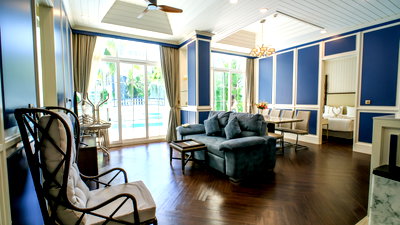 Condos for rent : Grand Florida Beachfront Resort Pattaya Pool Access for Rent