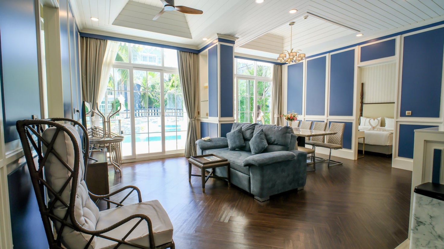 picture Grand Florida Beachfront Resort Pattaya Pool Access for Rent - 1/15