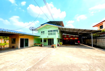 เช่าบ้านเดี่ยว ดรีมเวิลด์ : เช่าบ้านเดี่ยว 2 ชั้น พื้นที่กว้าง 200 ตร.ว.คลองสอง ปทุมธานี รองรับการอยู่อาศัยครอบครัวใหญ่ หรือทำโฮมออฟฟิศ จอดรถได้มากกว่า 10 คัน