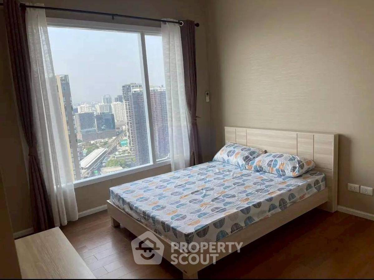 รูป คอนโด 1 ห้องนอน ชั้น 38 ขนาด 36 ตร.ม. The Saint Residences ใกล้ MRT พหลโยธิน 100 ม. (ID 2781216) - รูปที่ 2/6