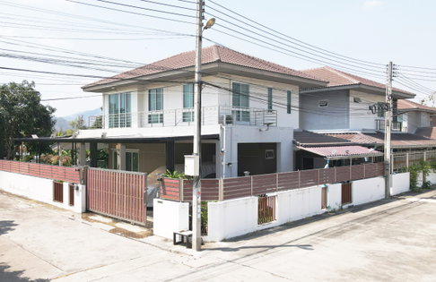 ขายบ้านเดี่ยว 2 ชั้น บ้านบึง ชลบุรี หมู่บ้านบูรพาเมาท์เท่น หลังมุม มีสระว่ายน้ำส่วนตัว