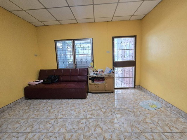 picture FOR SALE TOWNHOUSE PROPERTY 1350000 BAHT. - 2/8