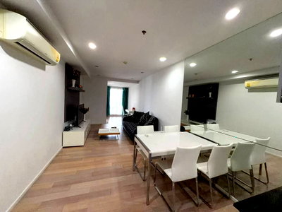 Condos for rent : Condo For Rent!!15 Sukhumvit Residence