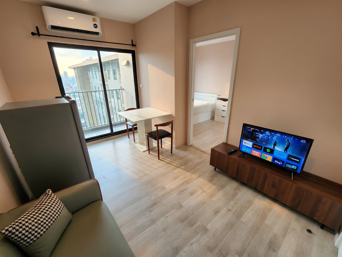 รูป **ห้องว่างครับ ทิศเหนือ รีโนเวทใหม่ มีเครื่องซักผ้า**ให้เช่า: พลัมคอนโด เซ็นทรัล สเตชั่น** มาดูนะเดี๋ยวไปก่อน!! ชั้นสูงวิวสวย SN490.88 - รูปที่ 19/90