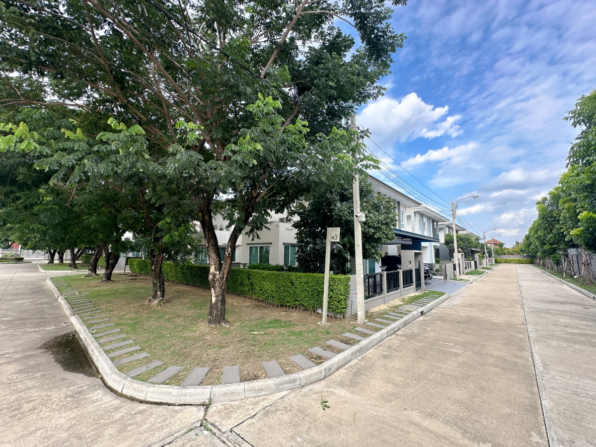 รูป 🚨 สเปกหายาก! บ้านเดี่ยวหลังมุมไซส์ใหญ่ หน้าไม่ชนใคร สภาพใหม่เอี่ยม 🔥 ขายบ้านเดี่ยว คาซ่า วิลล์ ดอนเมือง - สรงประภา 🔥 / 4 ห้องนอน #HDMK081 - รูปที่ 2/32