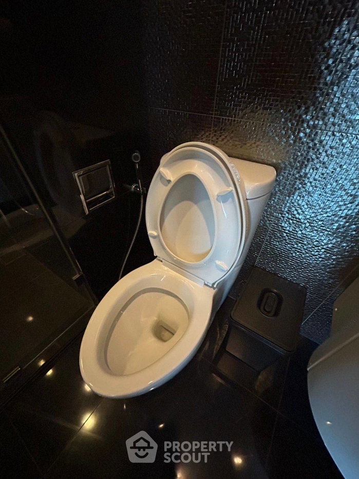 รูป คอนโด 1 ห้องนอน 34 ตร.ม. Rhythm Sukhumvit 36-38 ใกล้ BTS ทองหล่อ 300 ม. (ID 2260768) - รูปที่ 20/21