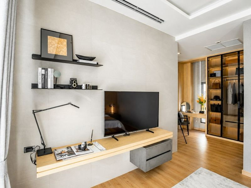 picture Pool Villa for Rent ( 4 Bedrooms | 6 Bathrooms + 1 Maid's Room ) - 12/18