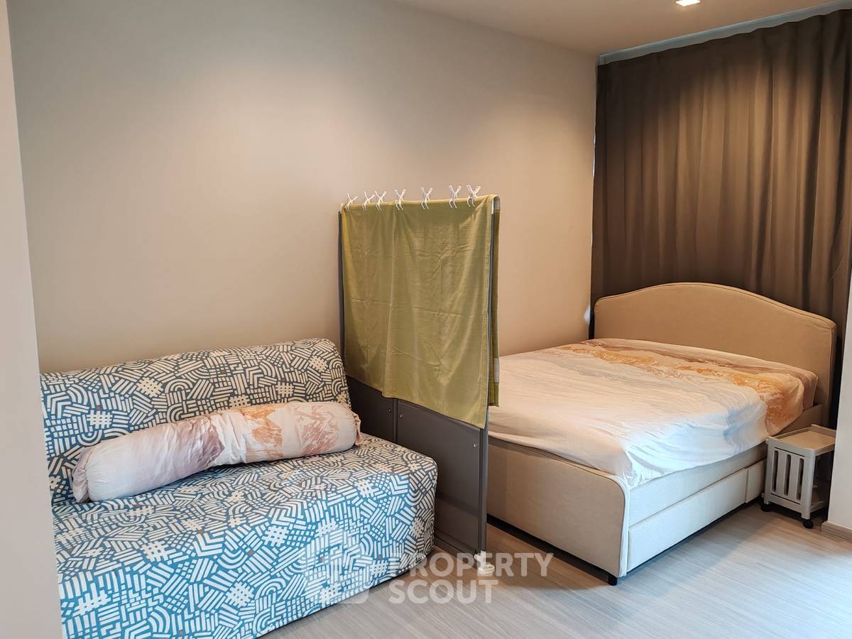 picture 36th-Floor 1-BR At Life Asoke - Rama 9 Near MRT Phra Ram 9 (ID 3106411) - 1/8