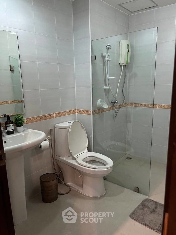 รูป คอนโด 2 ห้องนอน ให้เช่า Le Cosi Ekamai 28 ชั้น 5 ใกล้ ARL รามคำแหง (ID 3109025) - รูปที่ 10/11