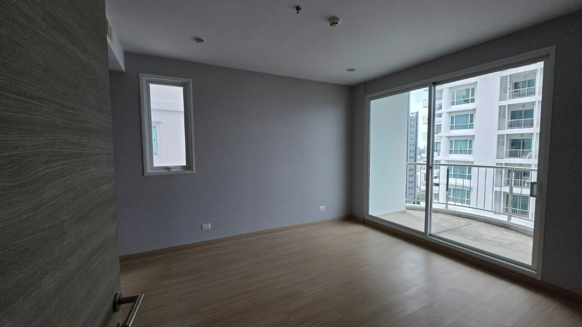 picture Supalai Riva Grande Rama 3 – High-Rise Riverside Condo for Rent - 4/10