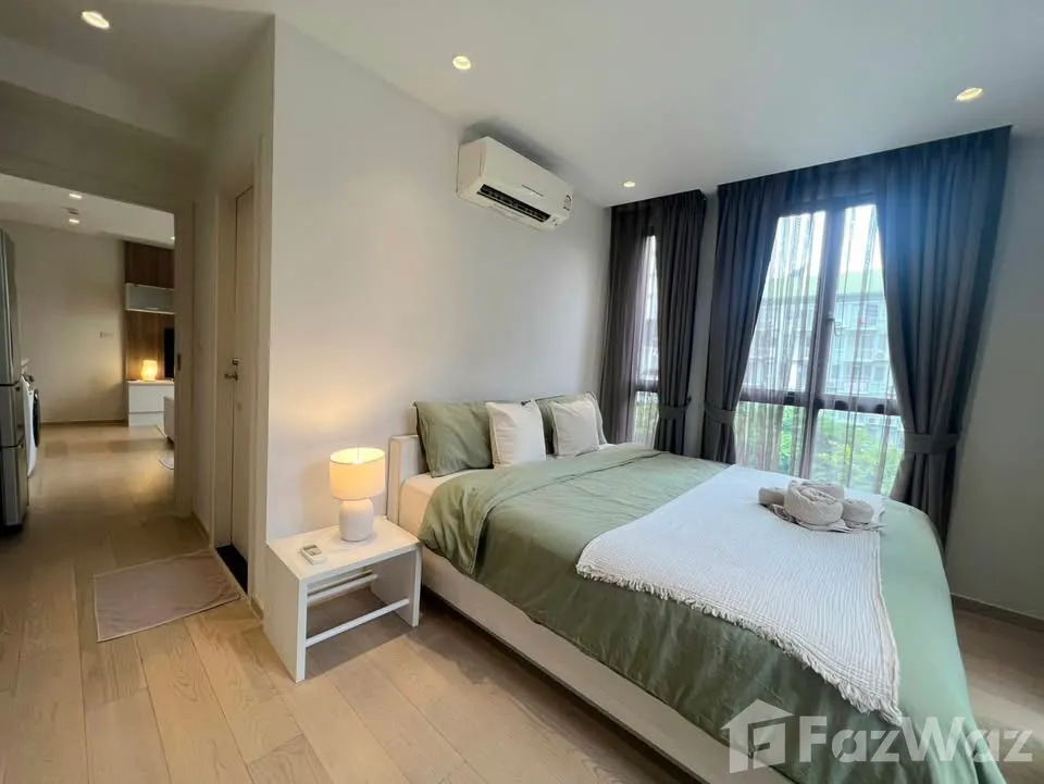 picture 1 Bedroom Corner Unit 6597730 - 2/14