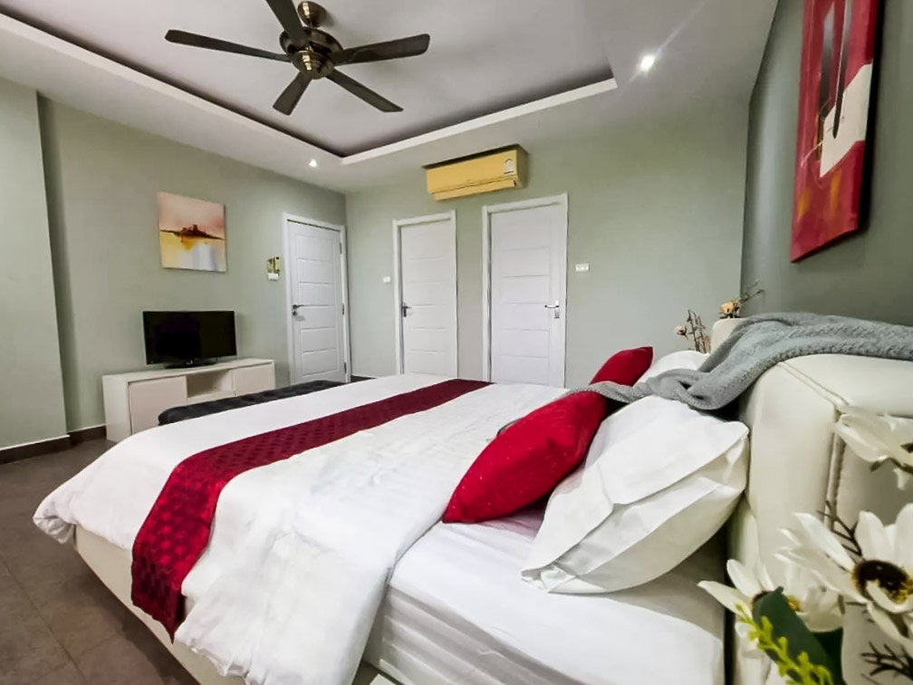 รูป Tudor Court Pratumnak 2 Bedroom Condo for Sale - รูปที่ 13/21