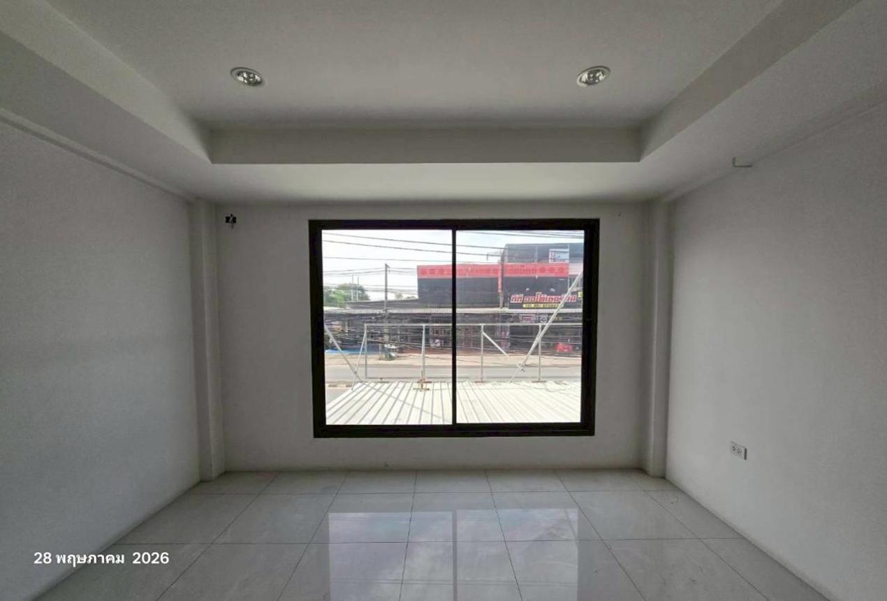 picture SHOP HOUSE 43 Sq.w. Muang Chon Buri Chonburi for 16M - 37/58
