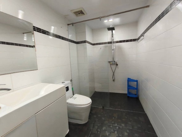 picture 🔥 Condo for Sale – Park Royal 3 | Spacious Unit | Only 400 m from the Beach - 7/9