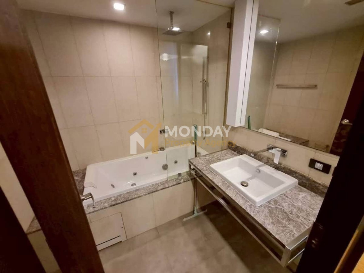 picture ðĨ Available Now! Quad Silom - Book Before It's Gone! ðĨ MD-26066438 - 7/8