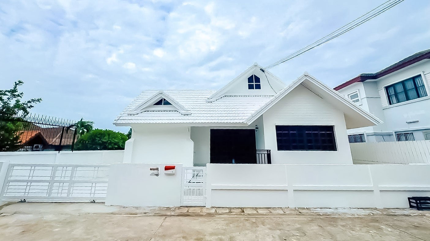 รูป Luxury Pool Villa for Sale Thung Klom Tan Man East Pattaya - รูปที่ 10/10