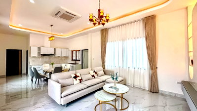 Houses for sale Bang Lamung Chonburi : Pool Villa for Sale Thung Klom Tan Man East Pattaya 3 Bedroom