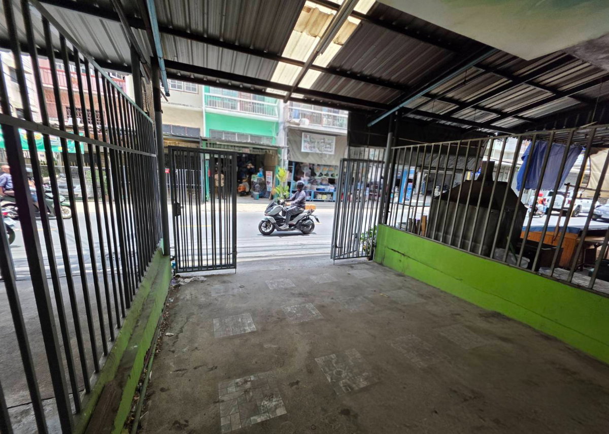 picture For Rent Commercial Building at Sukhumvit113 Bts Samrong Station - 4/14