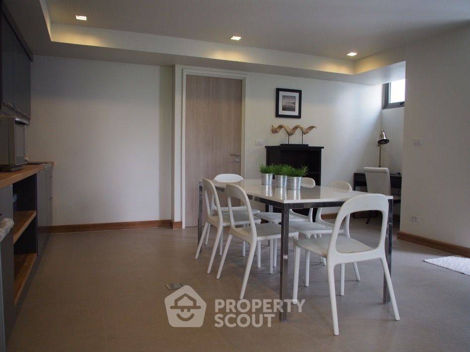 picture Pet-Friendly 2-BR 112 Sqm Condo at Down Town 49, BTS Phrom Phong (ID 375014) - 7/10