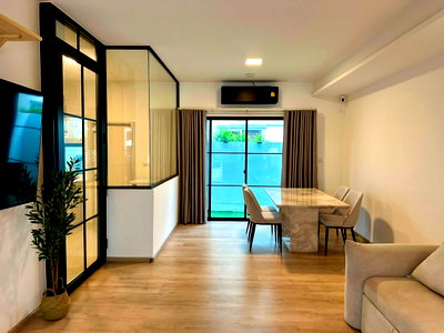 เช่าทาวน์โฮม บางพลี สมุทรปราการ : RS7083 ให้เช่า Villaggio 3 Srinakarin–Bangna by Land & Houses ทาวน์โฮมสไตล์โมเดิร์น ตกแต่งครบ พร้อมเข้าอยู่ ทำเลศรีนครินทร์–บางนา