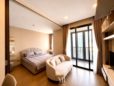 Condos for rent Big C Extra Rama 4 : For rent Ashton Asoke, beautifully decorated room, wide space, good view, fully furnished, 1 bedroom, 1 bathroom.