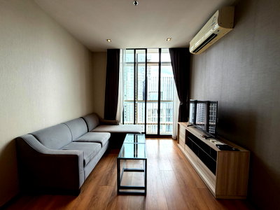 Condos for rent : Best Price 🔥For rent Park Origin Phromphong Hight floor Classic unit with City view Fully finished Ready to move in ✨ DS3284 | Line @Dstay 