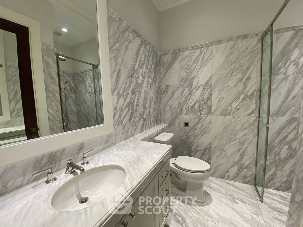picture 2-BR Condo 98 Wireless, 131 Sqm, 200m to BTS Phloen Chit (ID 3072315) - 21/37