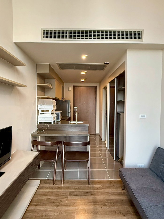 picture ð ð For rent , Onyx phahonyothin ( Duplex Type ) - 1/10