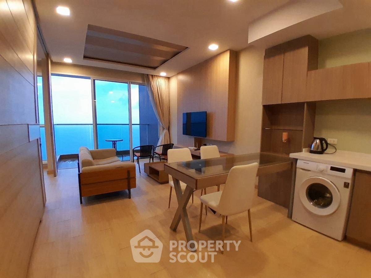 picture 1-BR 55 Sqm For Sale, Cetus Beachfront, Jomtien Beach (ID 3110757) - 2/12