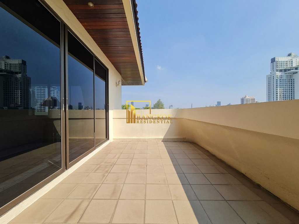 รูป Expansive 4 Bed Duplex Apartment With Private Terrace - BR0087AP - รูปที่ 13/40