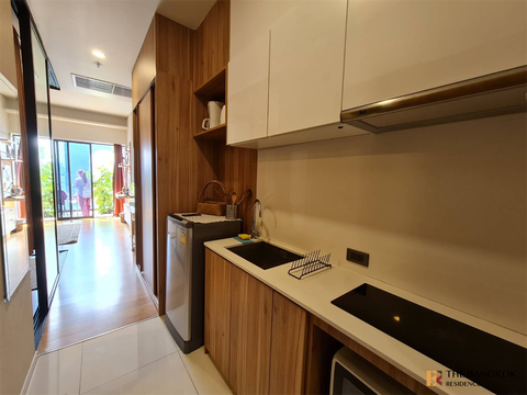 Siamese Exclusive Sukhumvit 31 Condo in High-potential, Central City Location