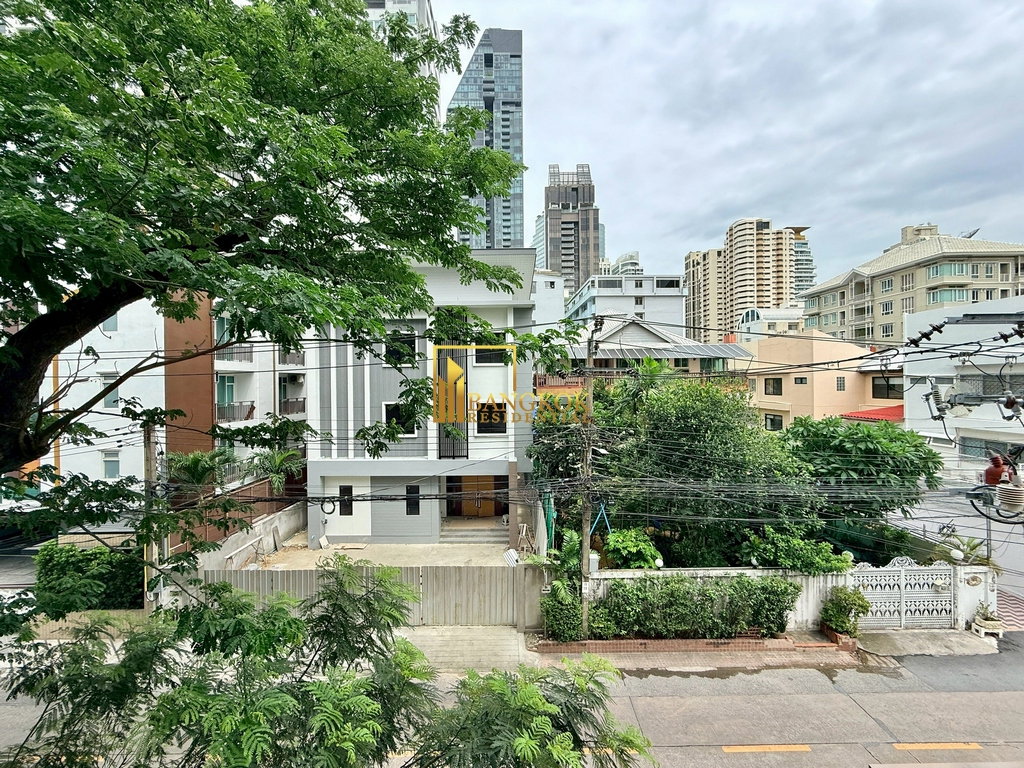 picture Gorgeous 3 Bedroom Luxury Apartment in Phrom Phong Area - BR21212AP - 7/42