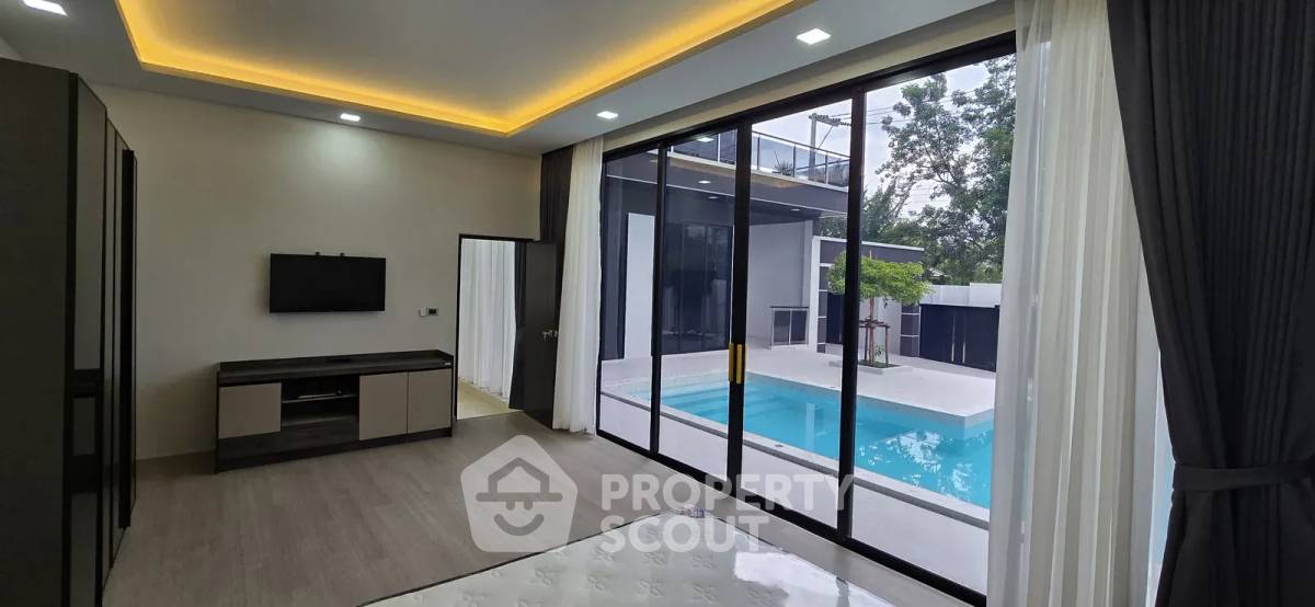 picture Pet-Friendly 4-BR Pool Villa, Luxury Pool Villa in Hin Lek Fai (ID 3079474) - 5/16