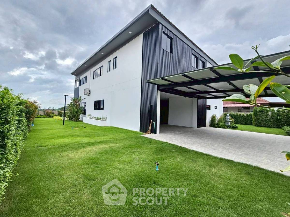 รูป วิลล่า 5 ห้องนอน ให้เช่า ใกล้ Nongnooch Garden Pattaya บางเสร่ สัตหีบ ชลบุรี (ID 2151408) - รูปที่ 3/23