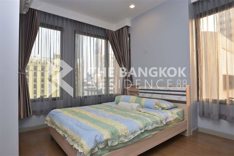 M Phayathai near Airport Rail Link Phaya Thai Station Surrounded by Facilities