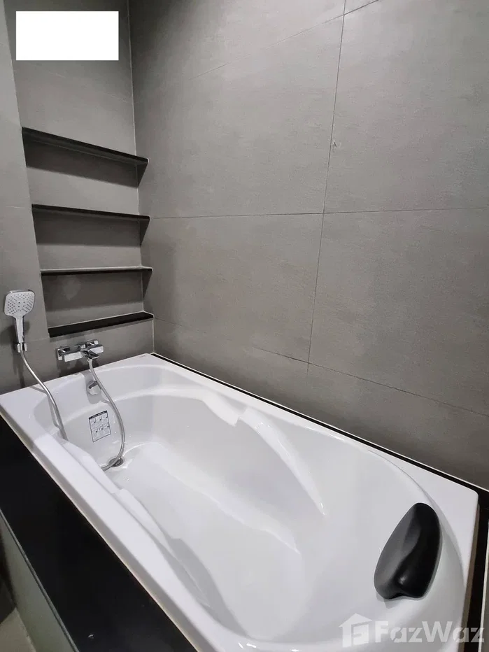picture Bangkok Boulevard Vibhavadi 6597853 - 6/24