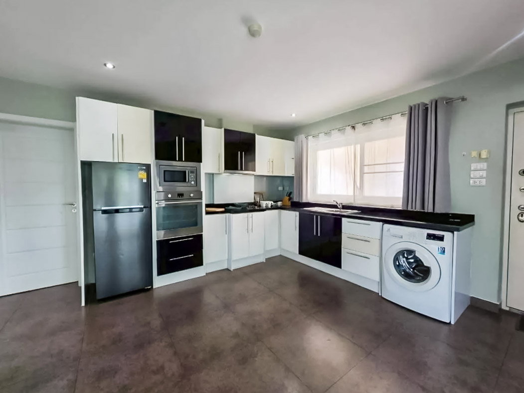 รูป Tudor Court Pratumnak 2 Bedroom Condo for Sale - รูปที่ 5/21